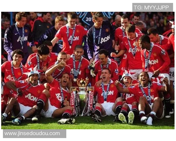 曼联与多特蒙德激战在即球迷期待精彩对决与历史交锋